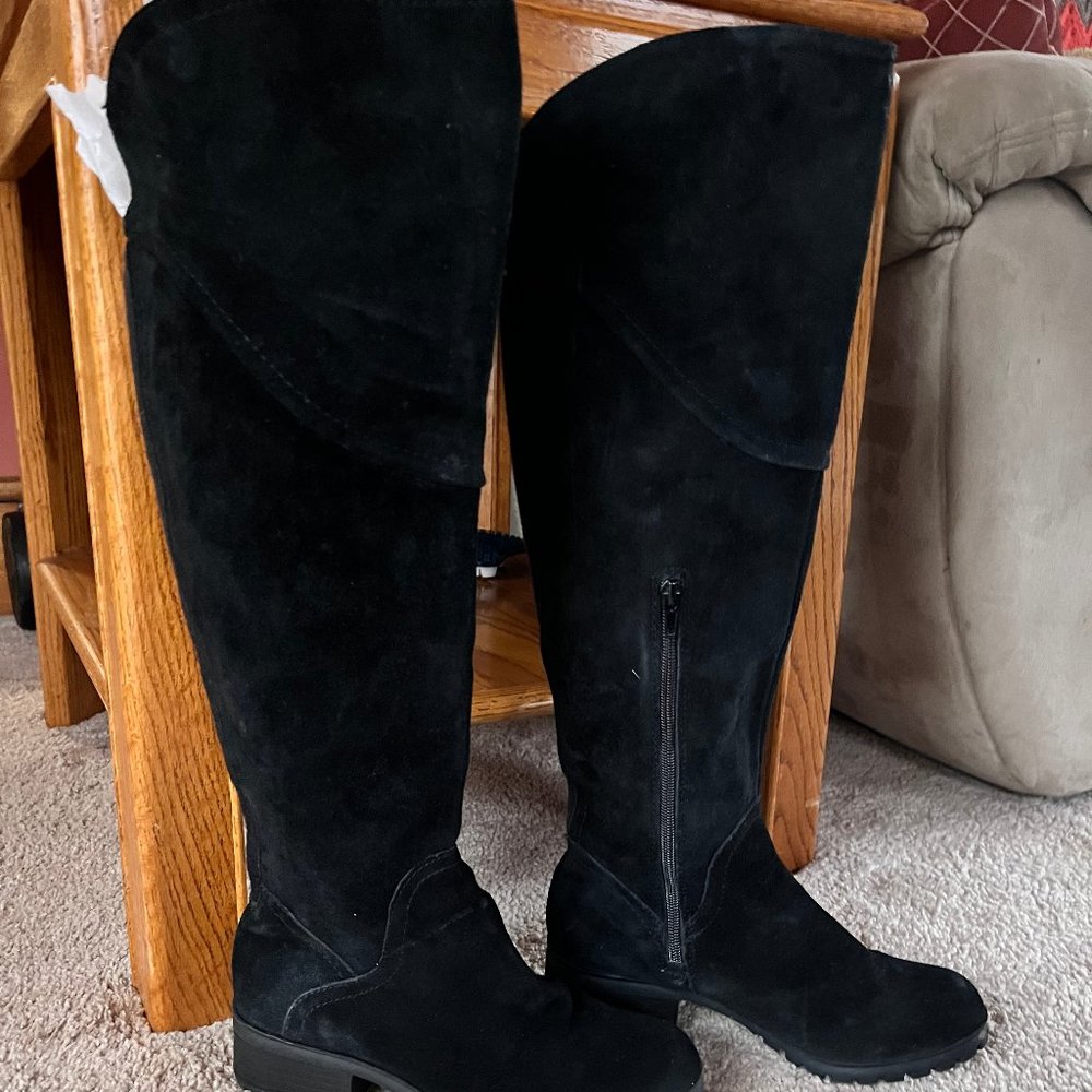 Boots, Suede Leather; Lucky; sz. 7M/37; awesome